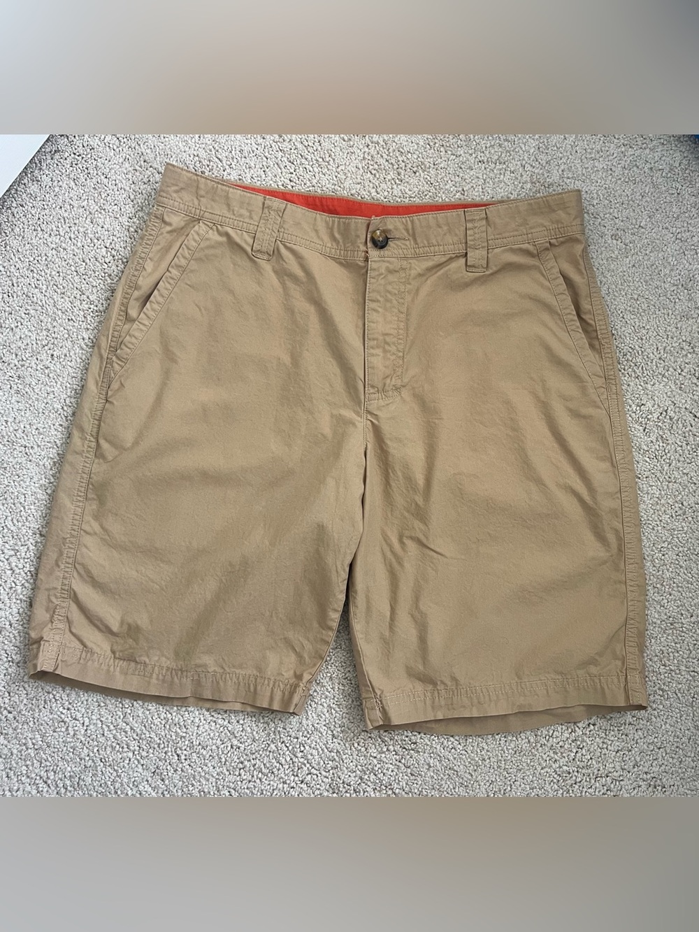 Columbia Shorts Men's 32 Chino Fishing Camping Hiking Outdoors Pocket Khaki. 10”